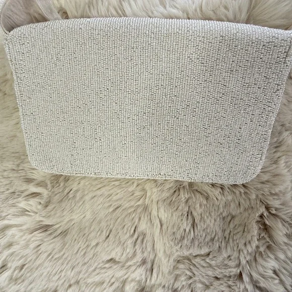 Viral TikTokBeaded Clutch Purse White Travel Theme Bag - Picture 5 of 7